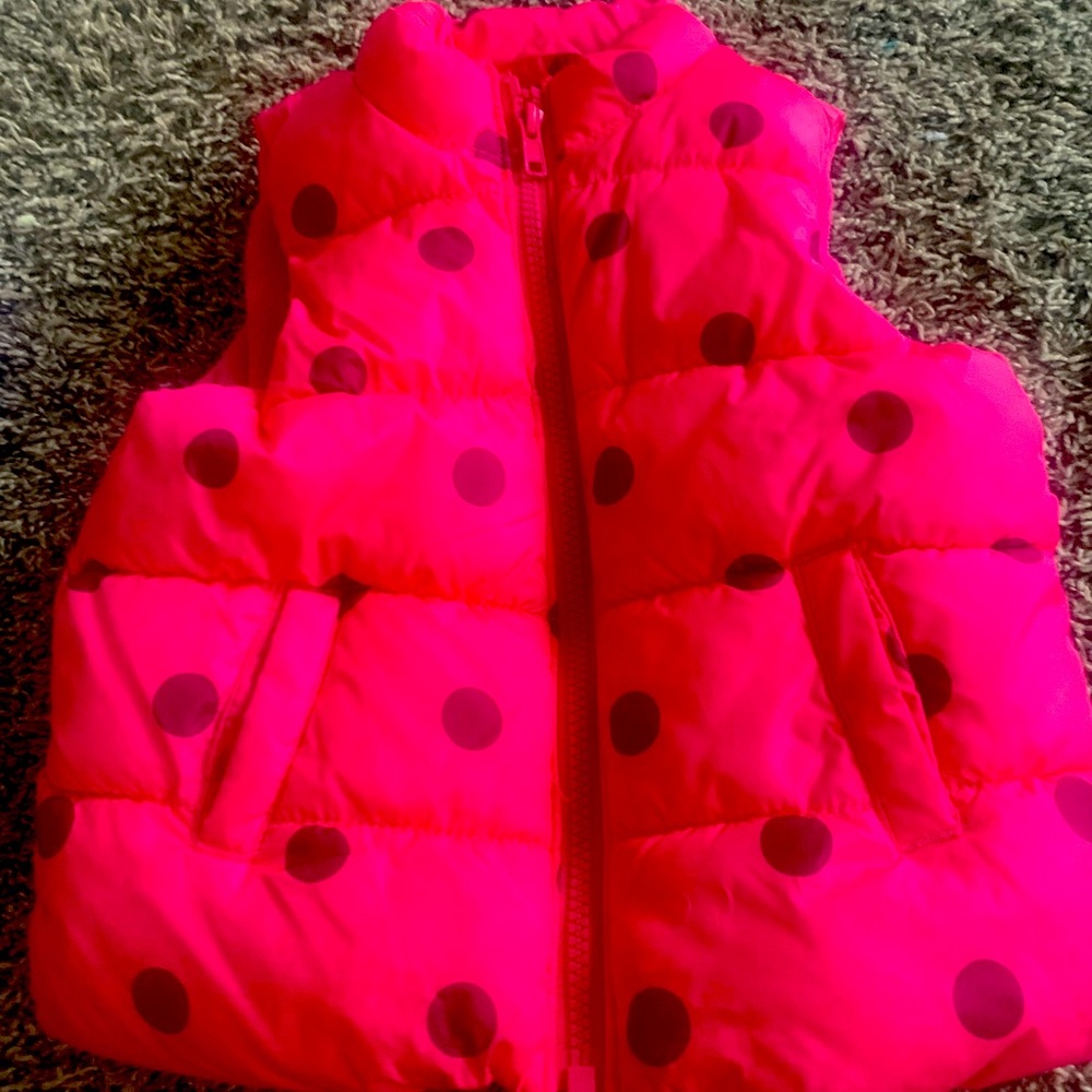 Little girl puffer vest